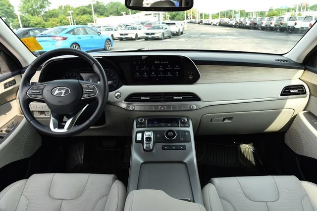 Used 2022 Hyundai Palisade SEL w/ 8P Bench Seat Package FWD image 7