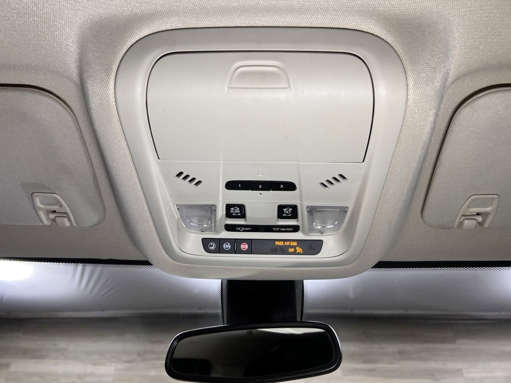 Used 2020 GMC Acadia Denali w/ Trailering Package image 25