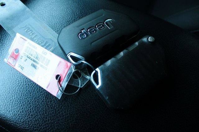 Used 2022 Jeep Wrangler Sport image 19