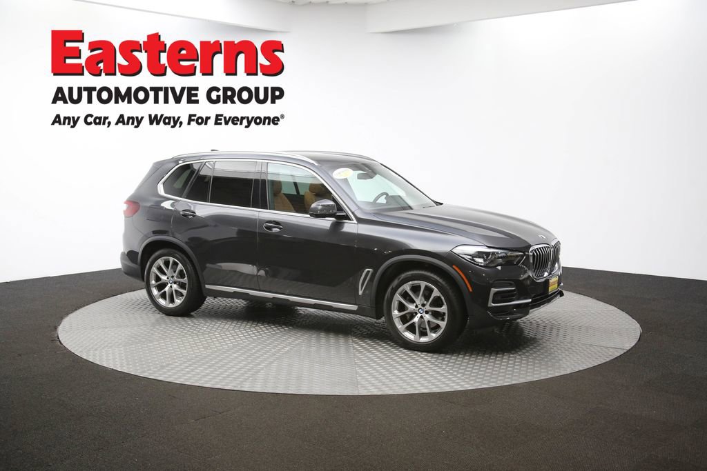 Used 2022 BMW X5 xDrive40i w/ Premium Package image 53
