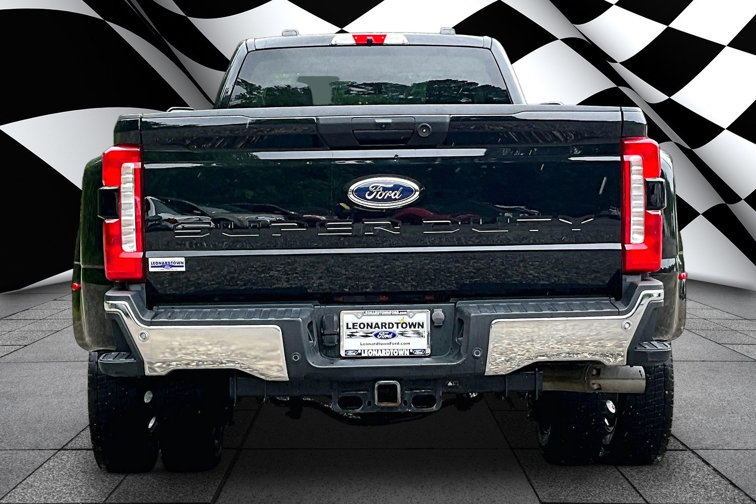 Certified 2023 Ford F450 XL w/ 360-Degree Camera Package AWD/4WD image 4