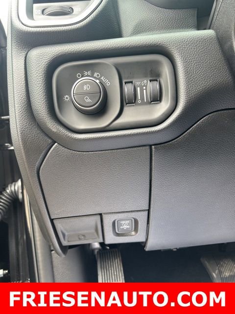 New 2026 RAM 2500 Laramie w/ Night Edition image 19