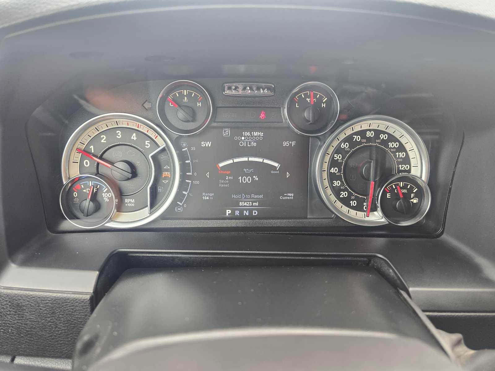 Used 2018 RAM 2500 Laramie AWD/4WD image 24
