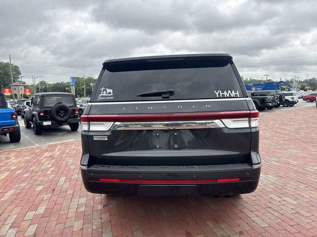 Used 2022 Lincoln Navigator Reserve AWD/4WD image 13