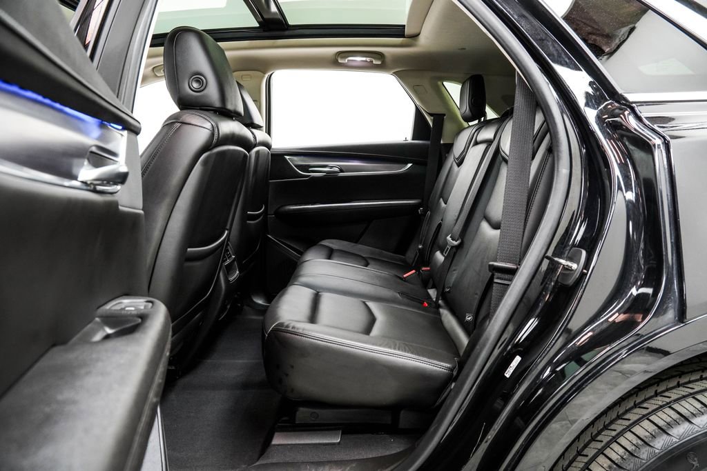 Used 2019 Cadillac XT5 Premium Luxury image 18