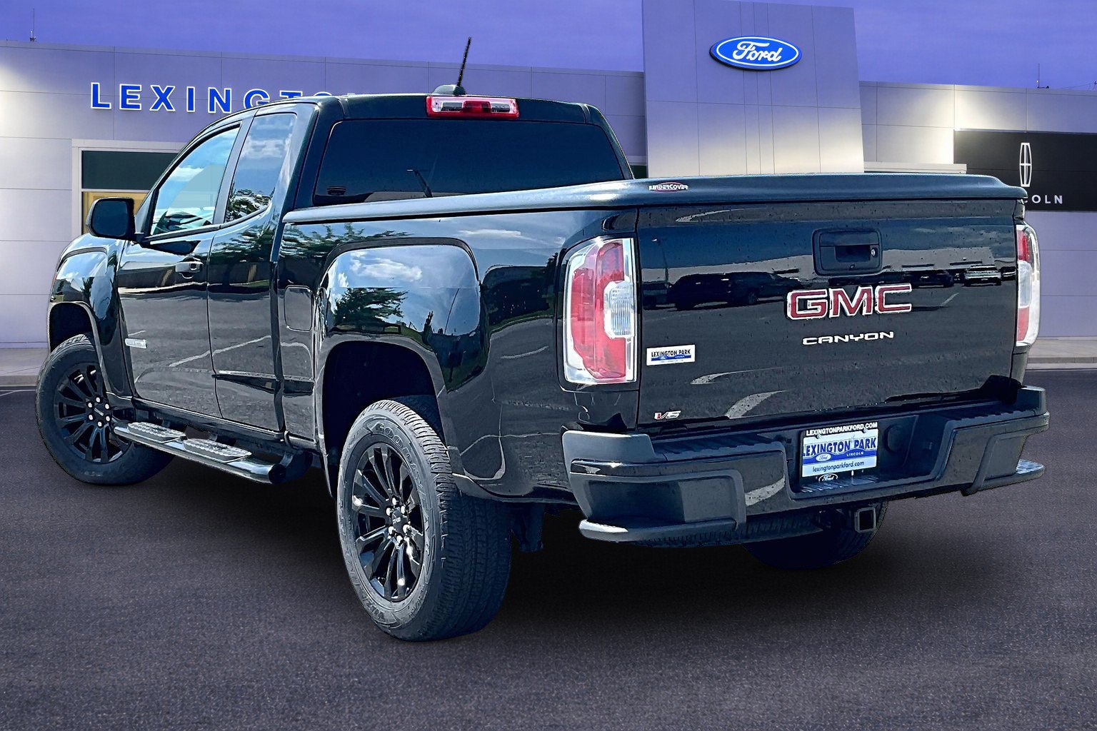 Used 2022 GMC Canyon Elevation Standard RWD image 4