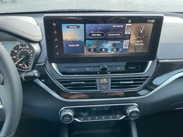 New 2025 Nissan Altima 2.5 SR w/ SR Premium Package image 18