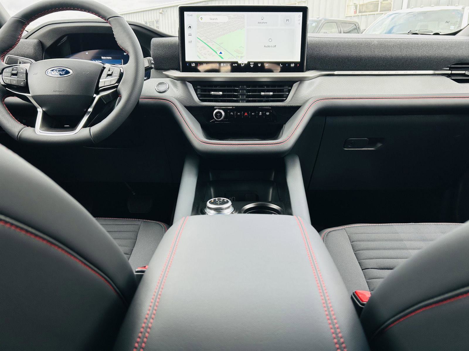 New 2026 Ford Explorer ST-Line image 30