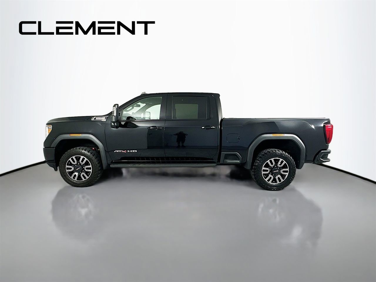 Used 2023 GMC Sierra 3500 AT4 w/ AT4 Preferred Package AWD/4WD image 6