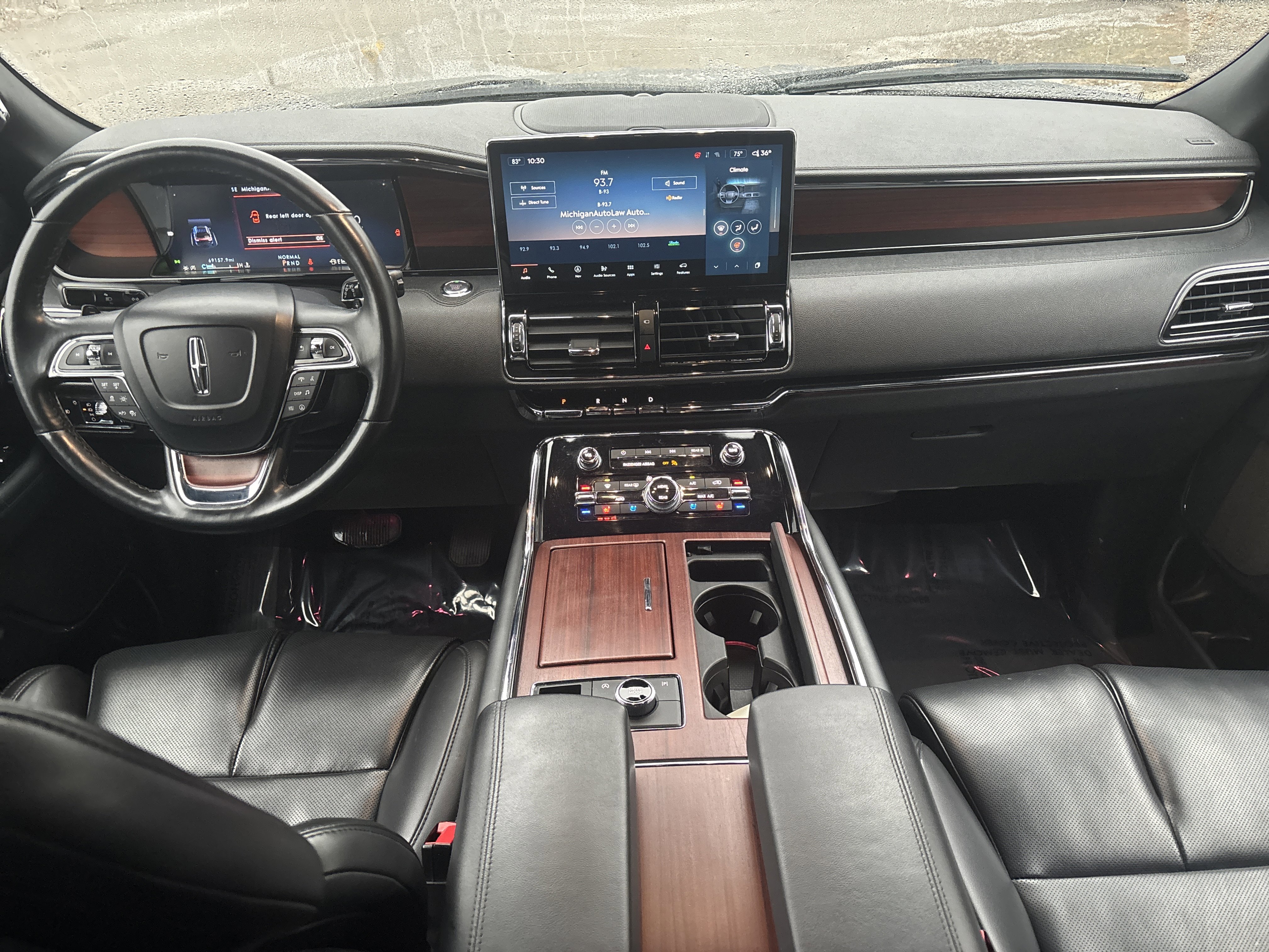 Used 2023 Lincoln Navigator 4WD image 17