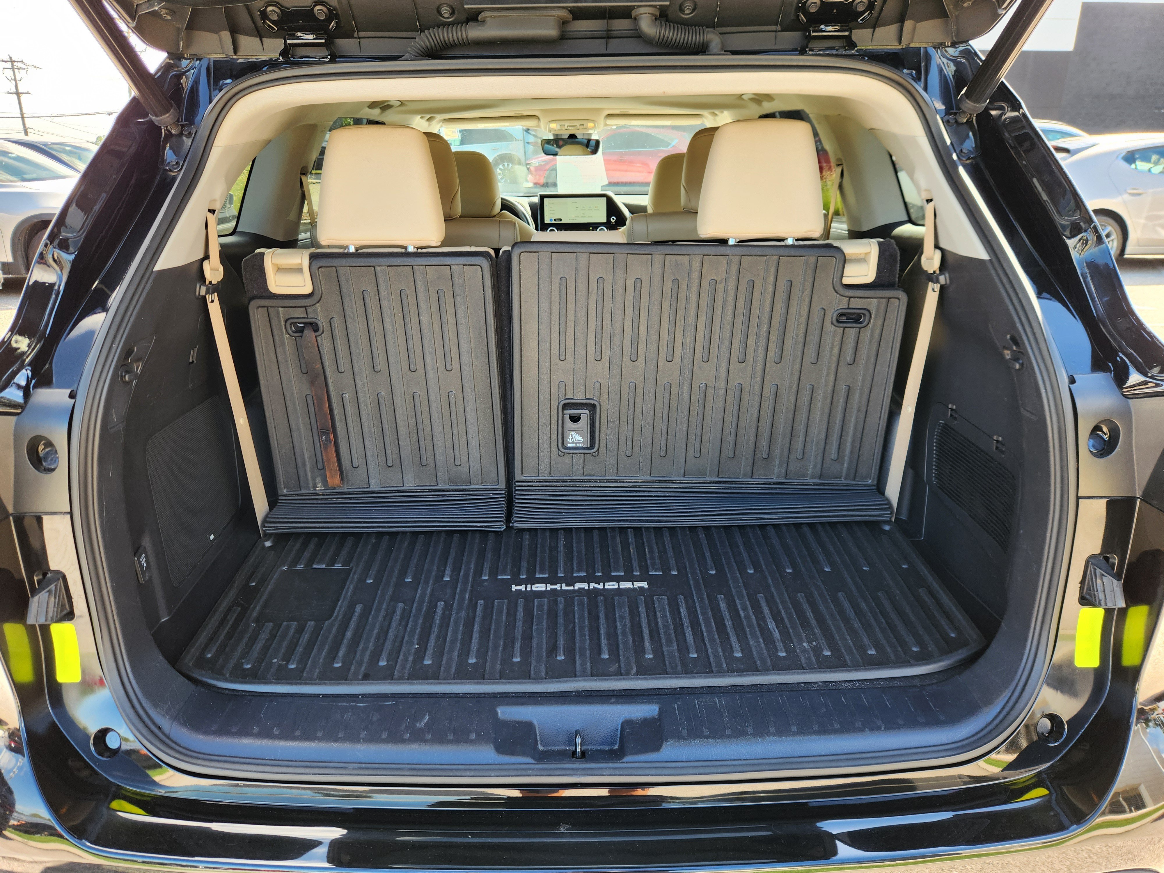 Used 2023 Toyota Highlander Limited AWD/4WD image 20