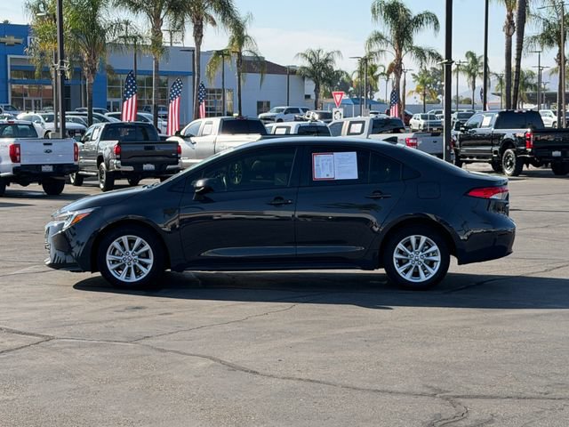 Used 2025 Toyota Corolla LE FWD image 9