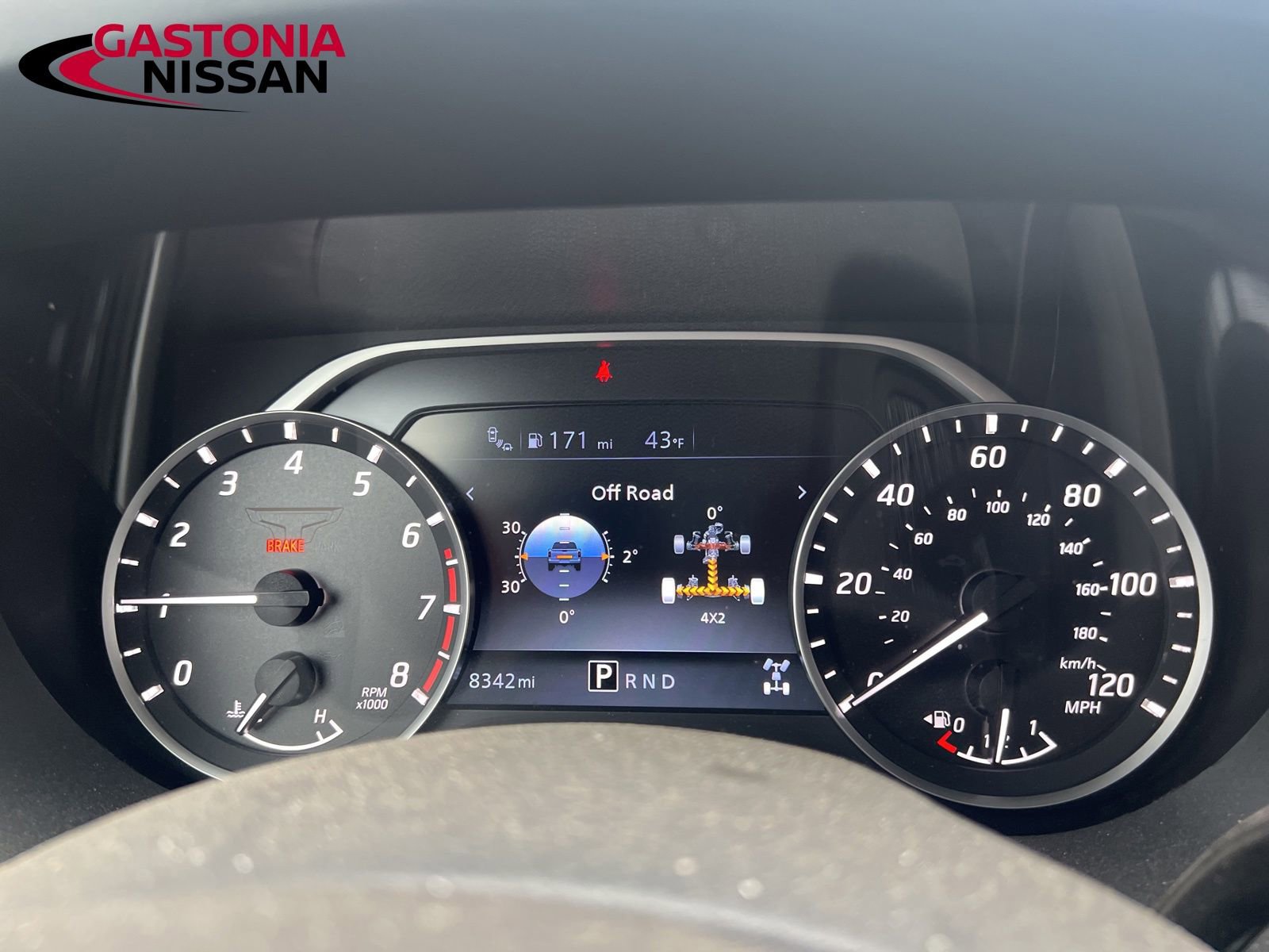 Used 2024 Nissan Titan SV w/ SV Convenience Package image 54