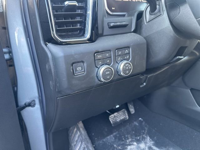 New 2026 GMC Sierra 3500 Denali w/ Denali Reserve Package image 15