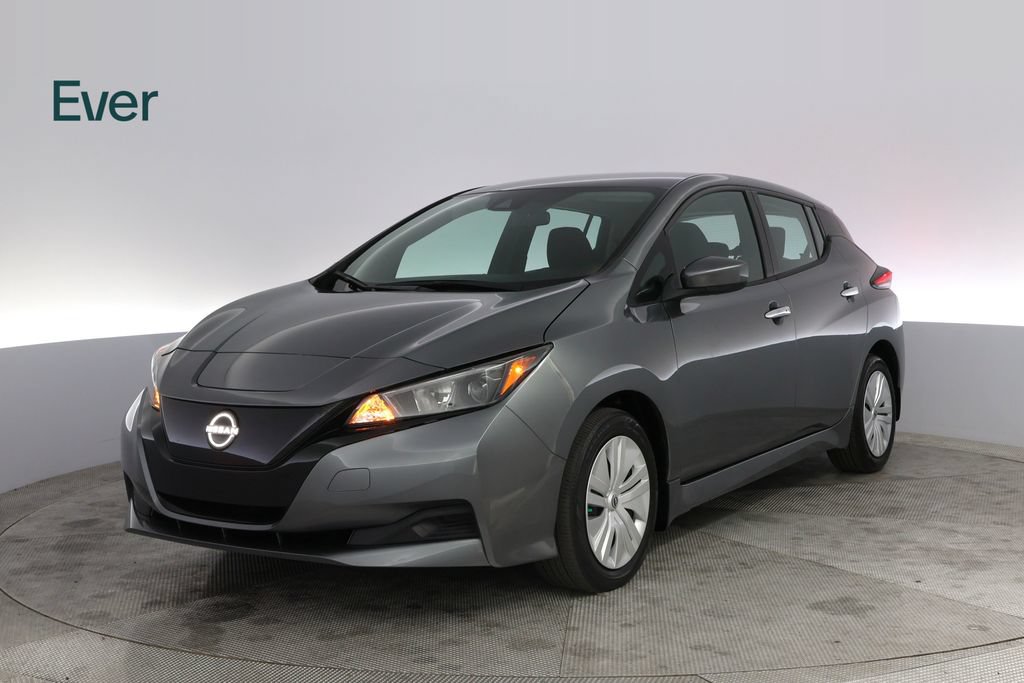 Used 2025 Nissan Leaf S FWD image 2