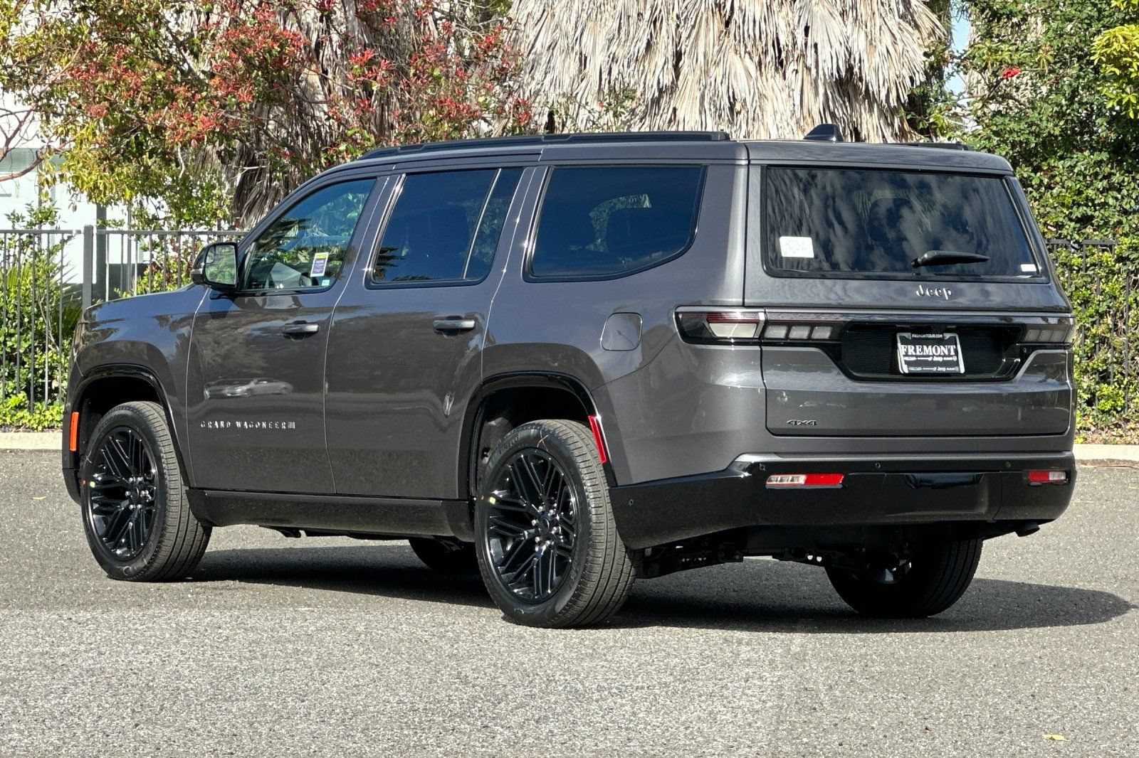 New 2026 Jeep Grand Wagoneer Limited AWD/4WD image 5
