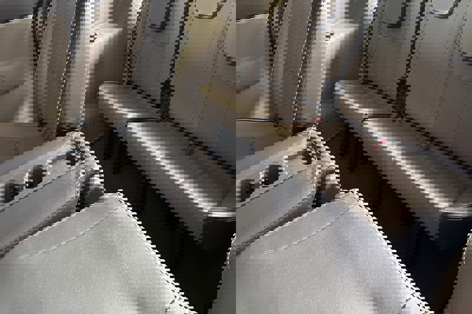 Used 2017 Kia Sedona LX w/ LX Essentials Premium Package image 15