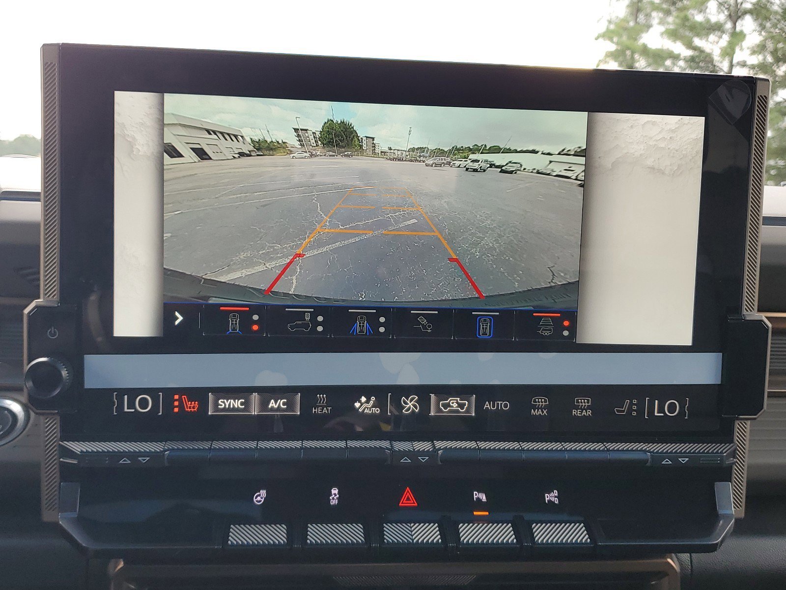 New 2025 GMC Hummer EV 2X image 31