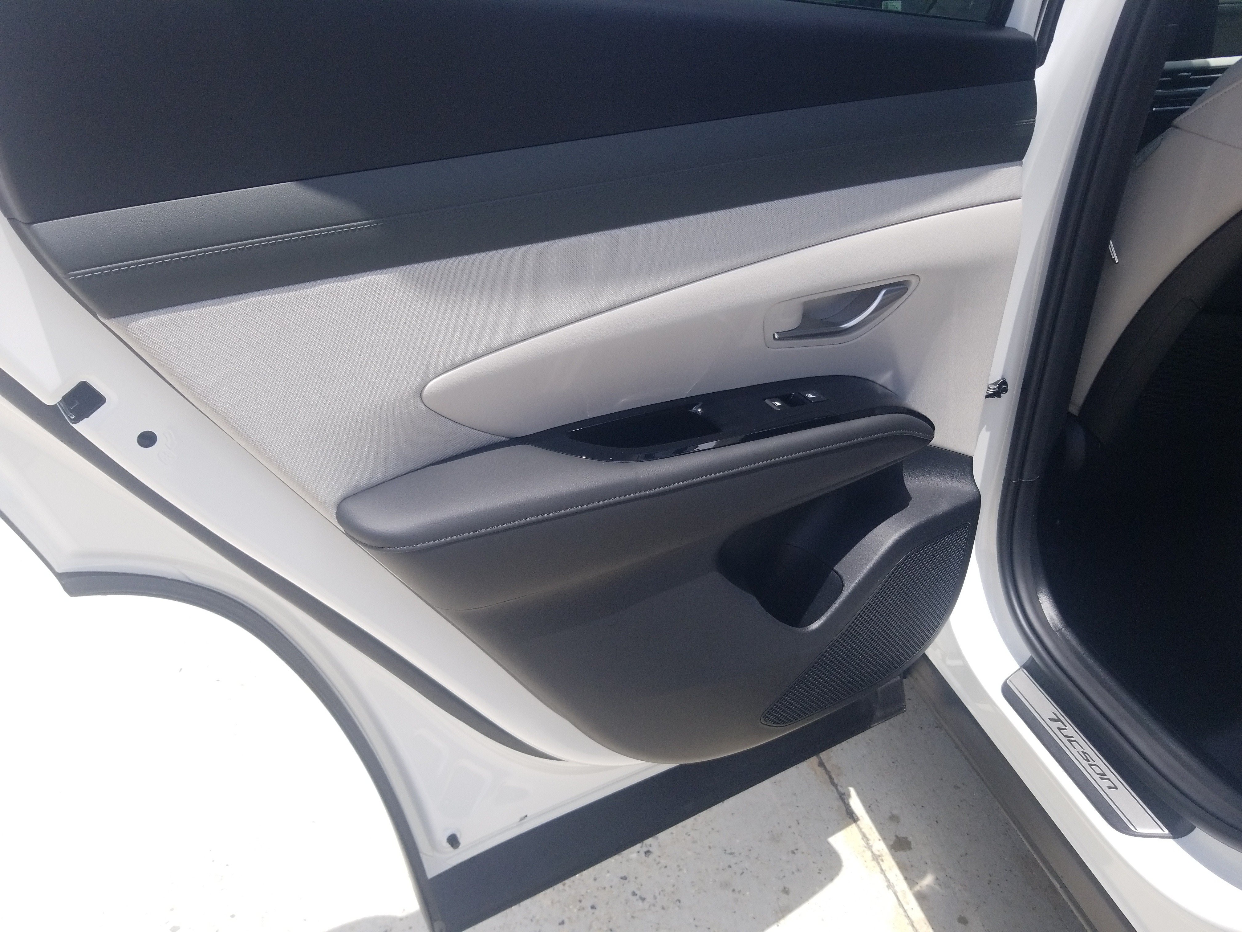 New 2026 Hyundai Tucson Limited FWD image 11