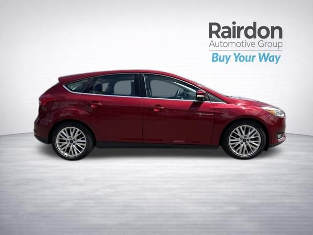 Used 2015 Ford Focus Titanium w/ Titanium Technology Package FWD image 8