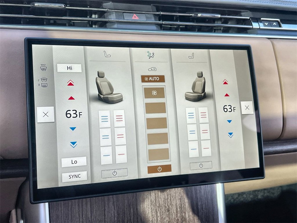 New 2026 Land Rover Range Rover SE image 27