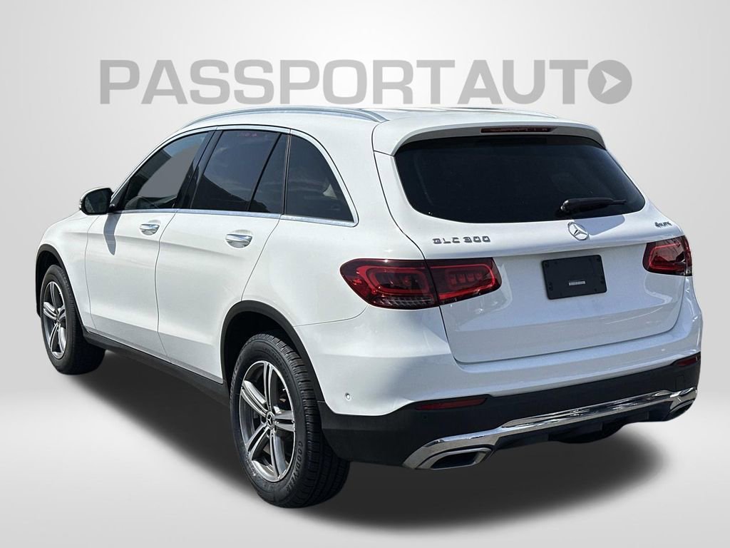 Used 2021 Mercedes-Benz GLC 300 4MATIC w/ Premium Package image 2