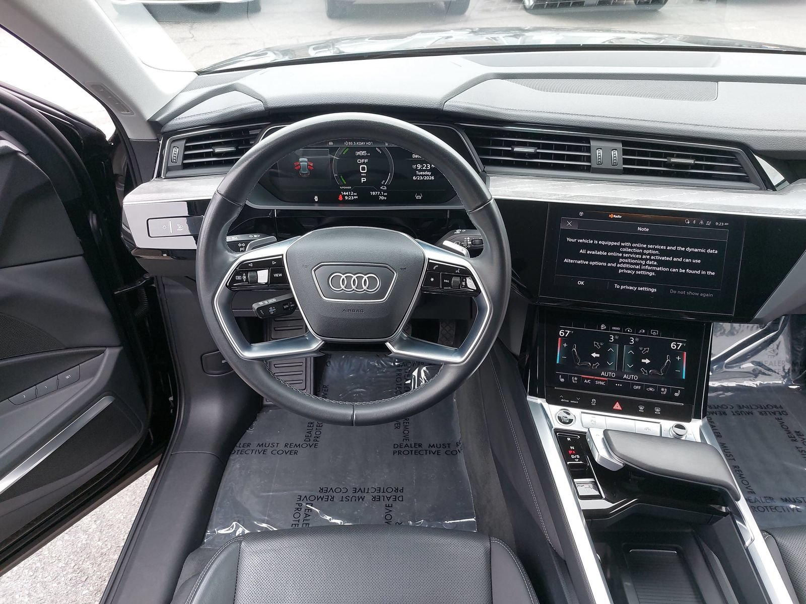 Used 2024 Audi Q8 e-tron Premium Plus w/ Premium Plus Package AWD/4WD image 16