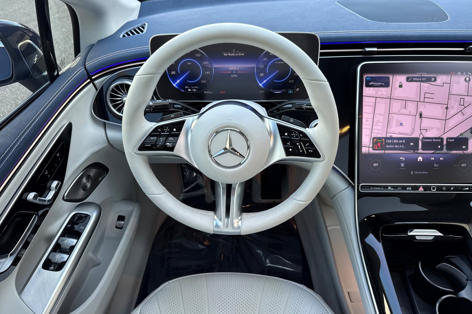 Used 2023 Mercedes-Benz EQE 500 4MATIC Sedan image 13