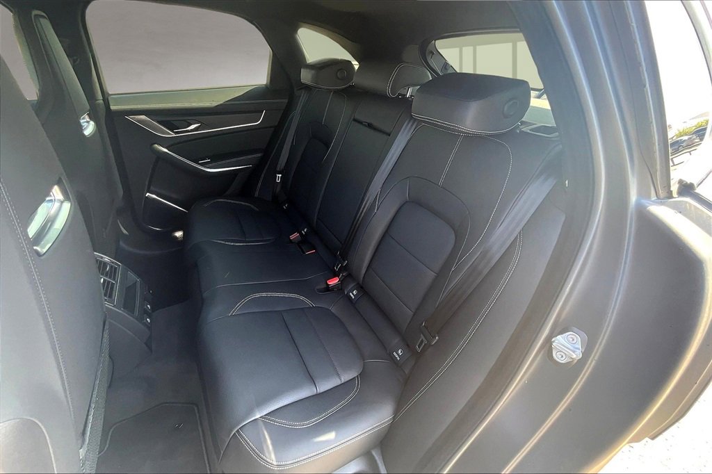 New 2026 Jaguar F-PACE R-Dynamic S image 10