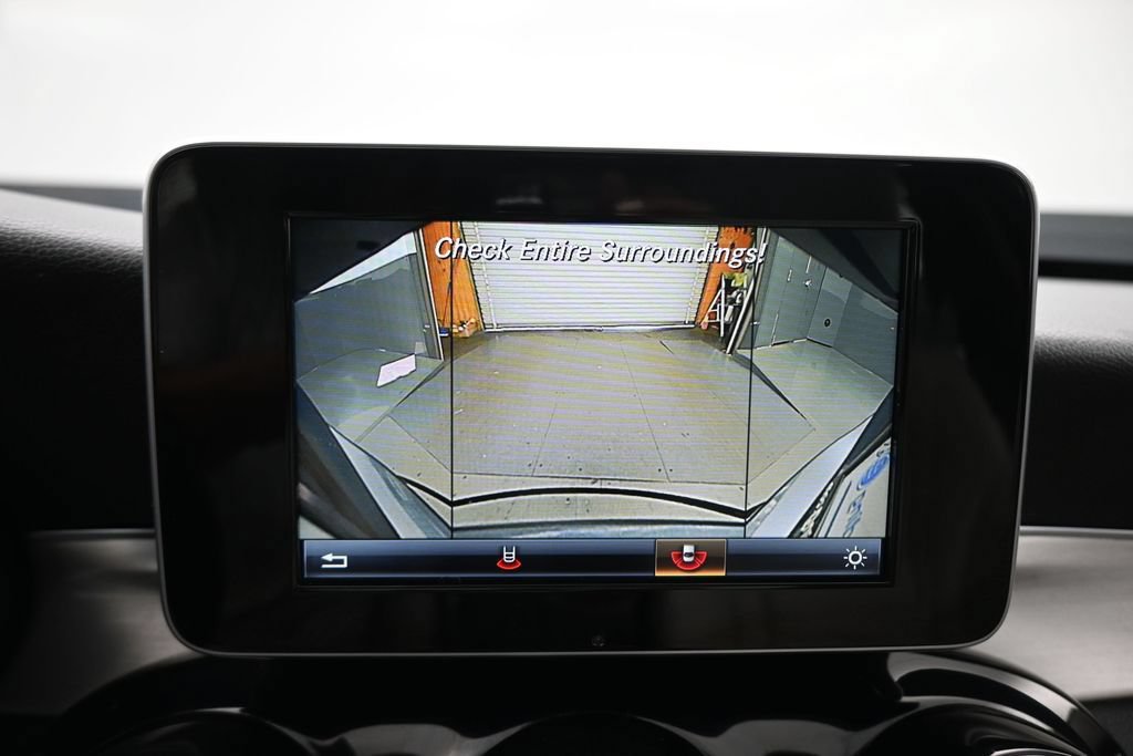 Used 2016 Mercedes-Benz C 300 4MATIC Sedan image 19