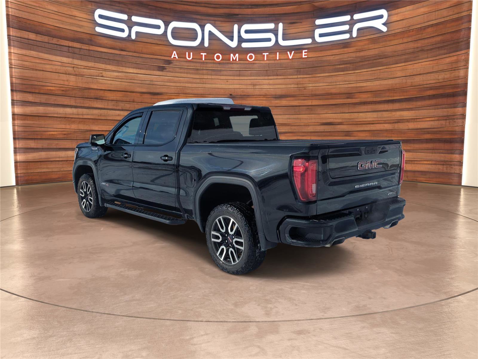 Used 2021 GMC Sierra 1500 AT4 image 3
