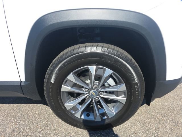 New 2026 Chevrolet Equinox LT image 9