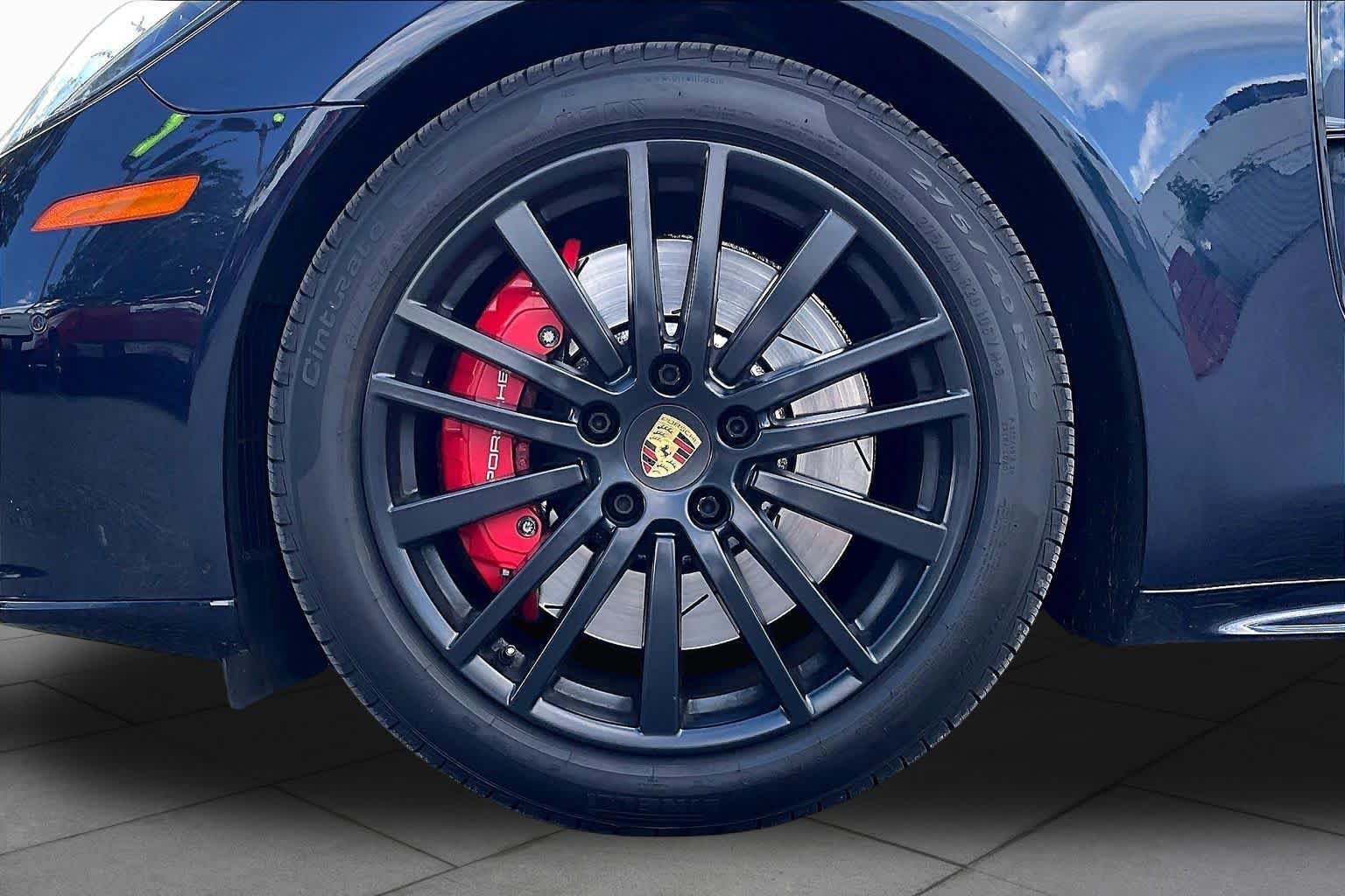 Used 2020 Porsche Panamera GTS AWD/4WD image 10