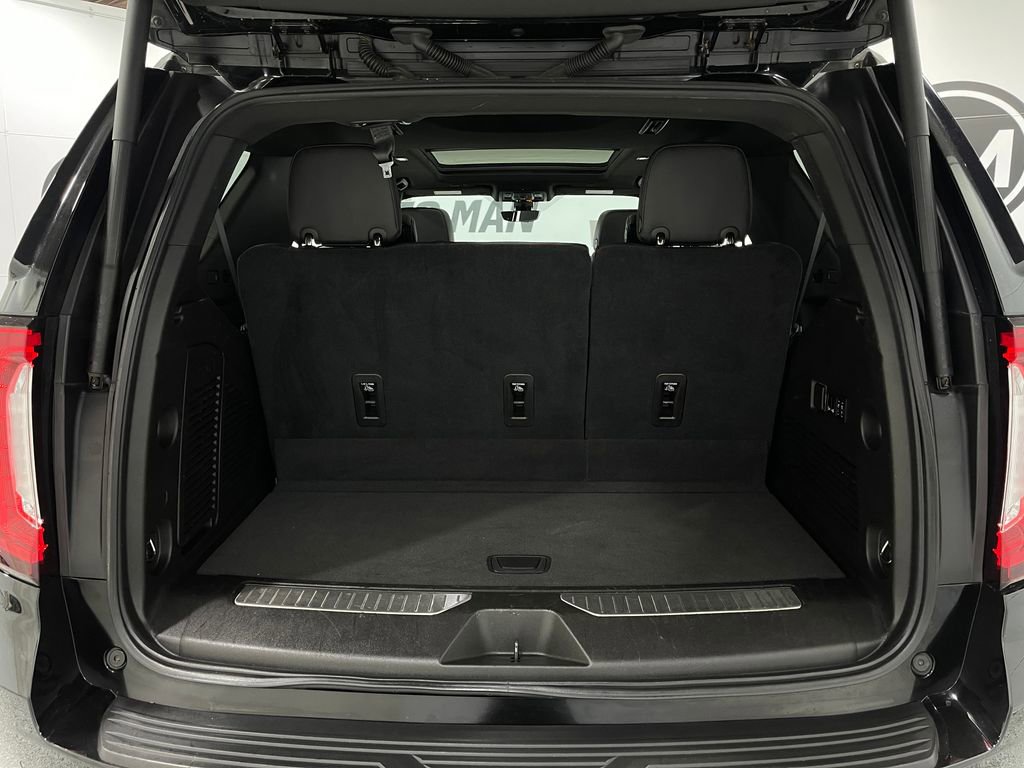 Used 2021 GMC Yukon Denali w/ Advanced Technology Package image 27