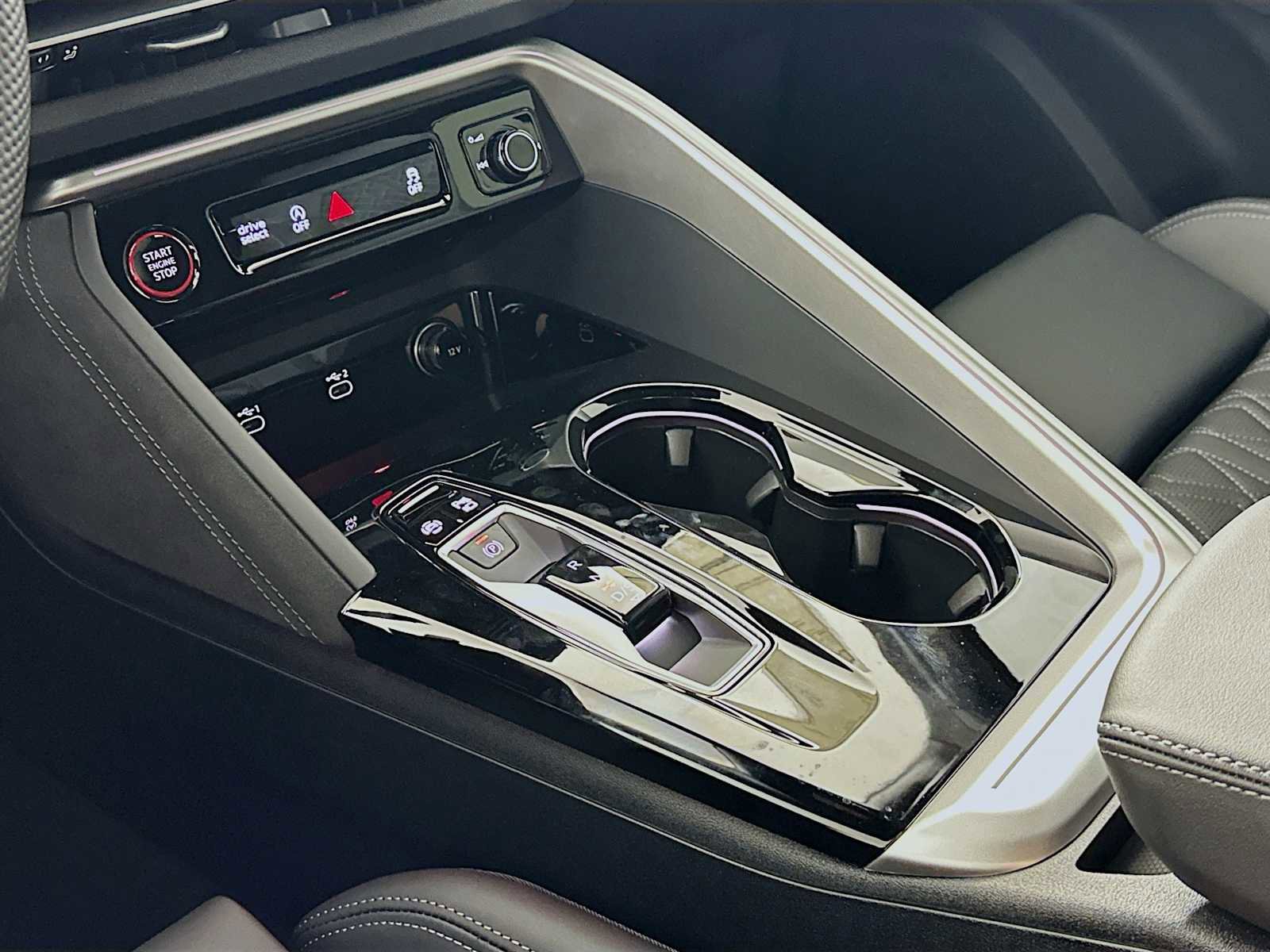 New 2026 Audi SQ5 Premium Plus AWD/4WD image 15