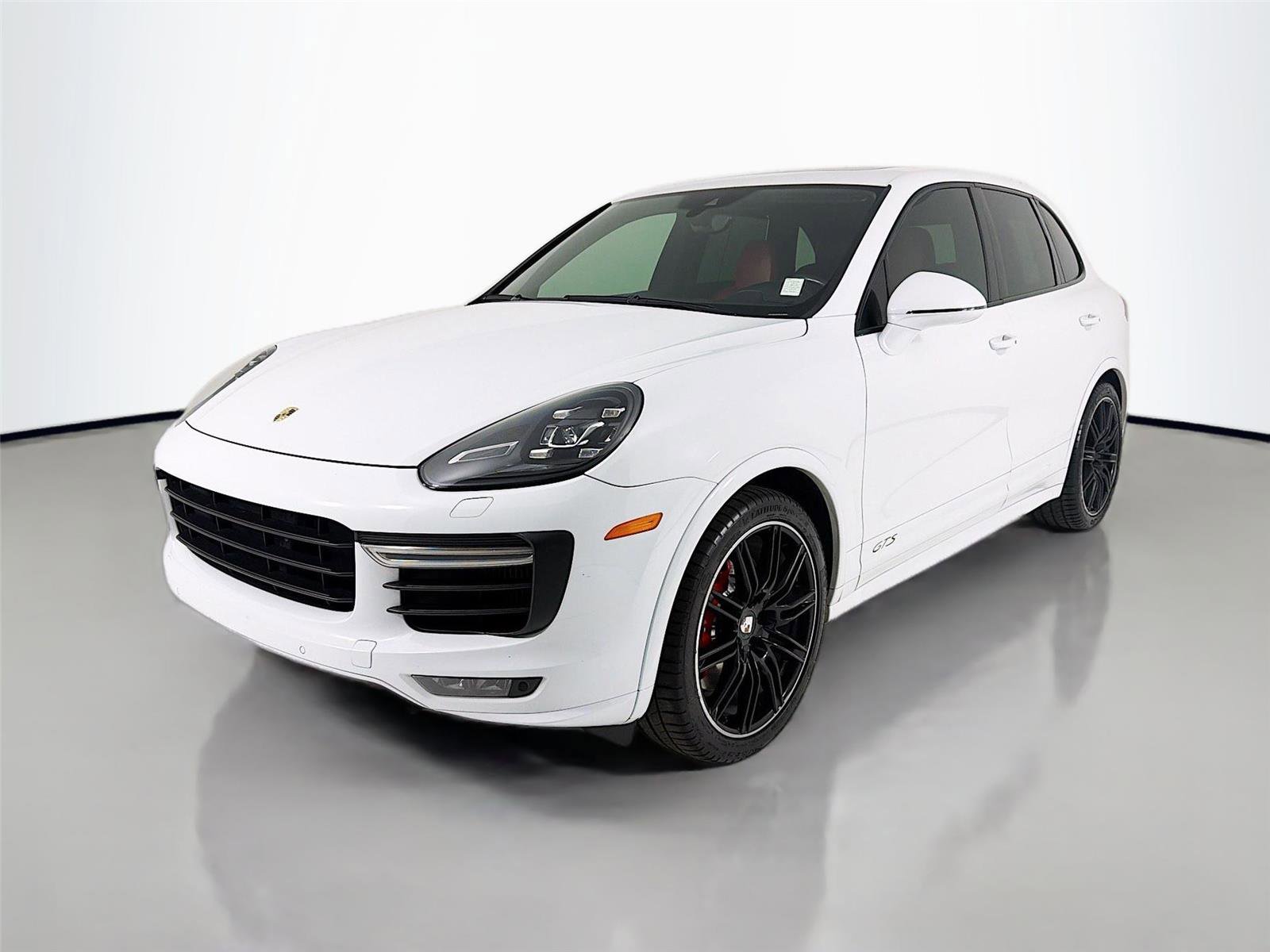 Used 2016 Porsche Cayenne GTS AWD/4WD image 1