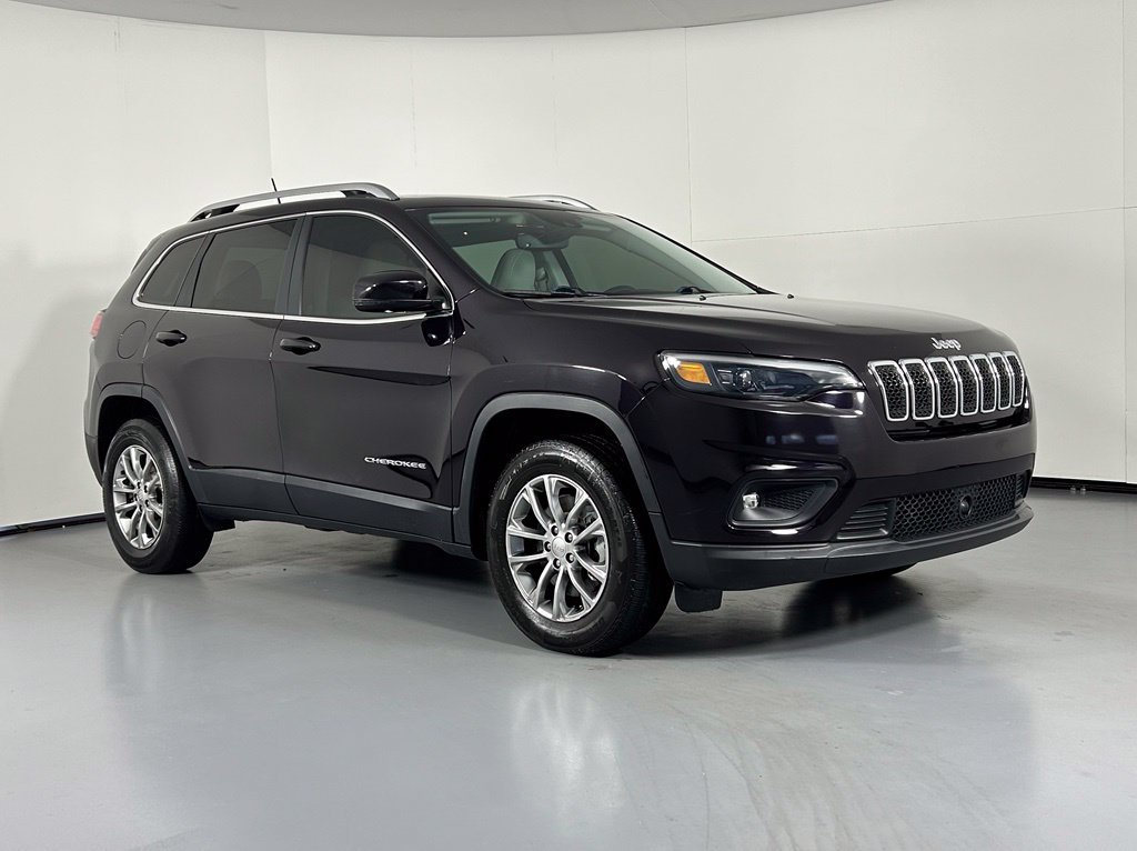 Used 2021 Jeep Cherokee Latitude Lux w/ Sun & Sound Group AWD/4WD image 1