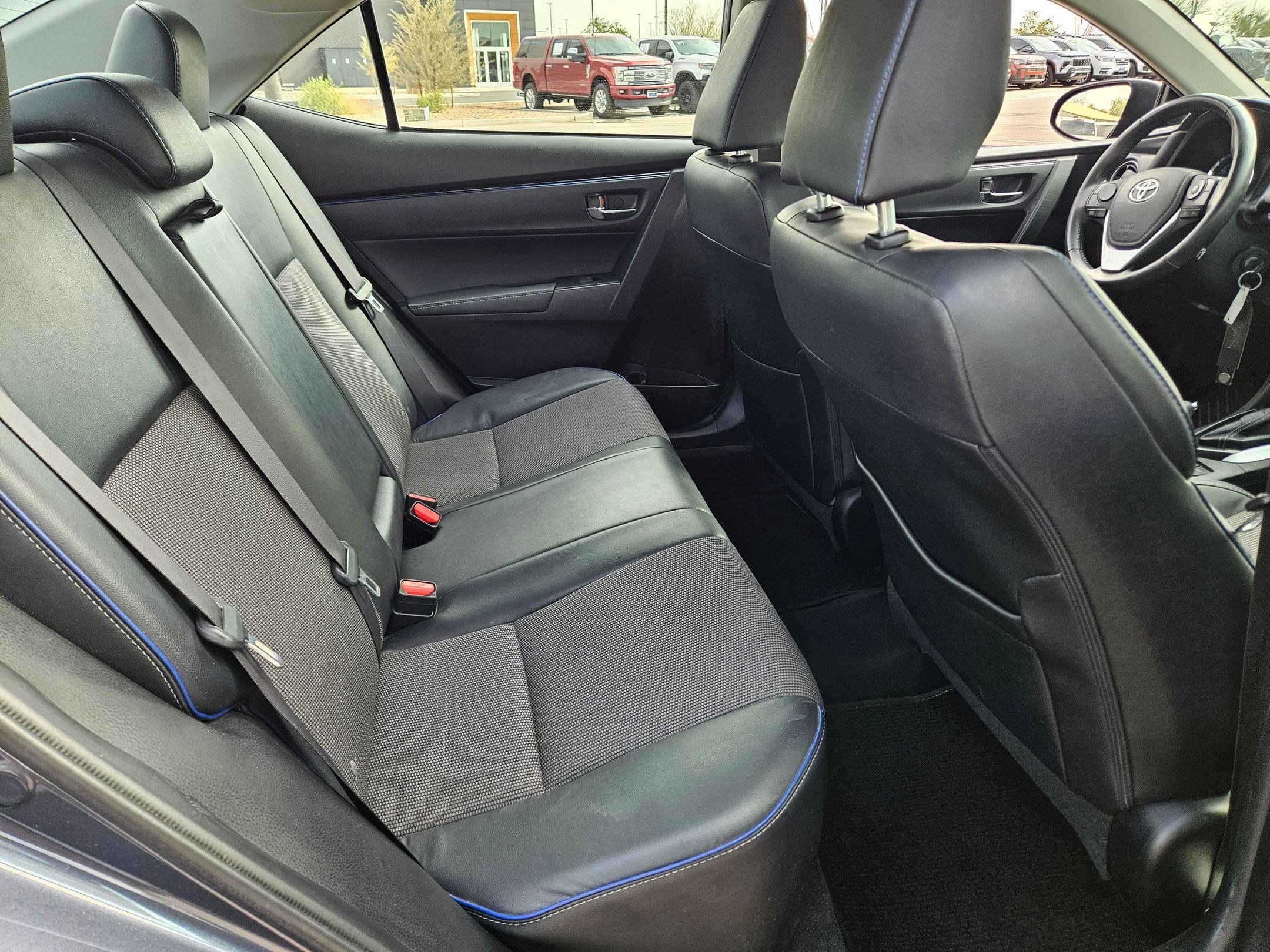 Used 2017 Toyota Corolla L FWD image 23