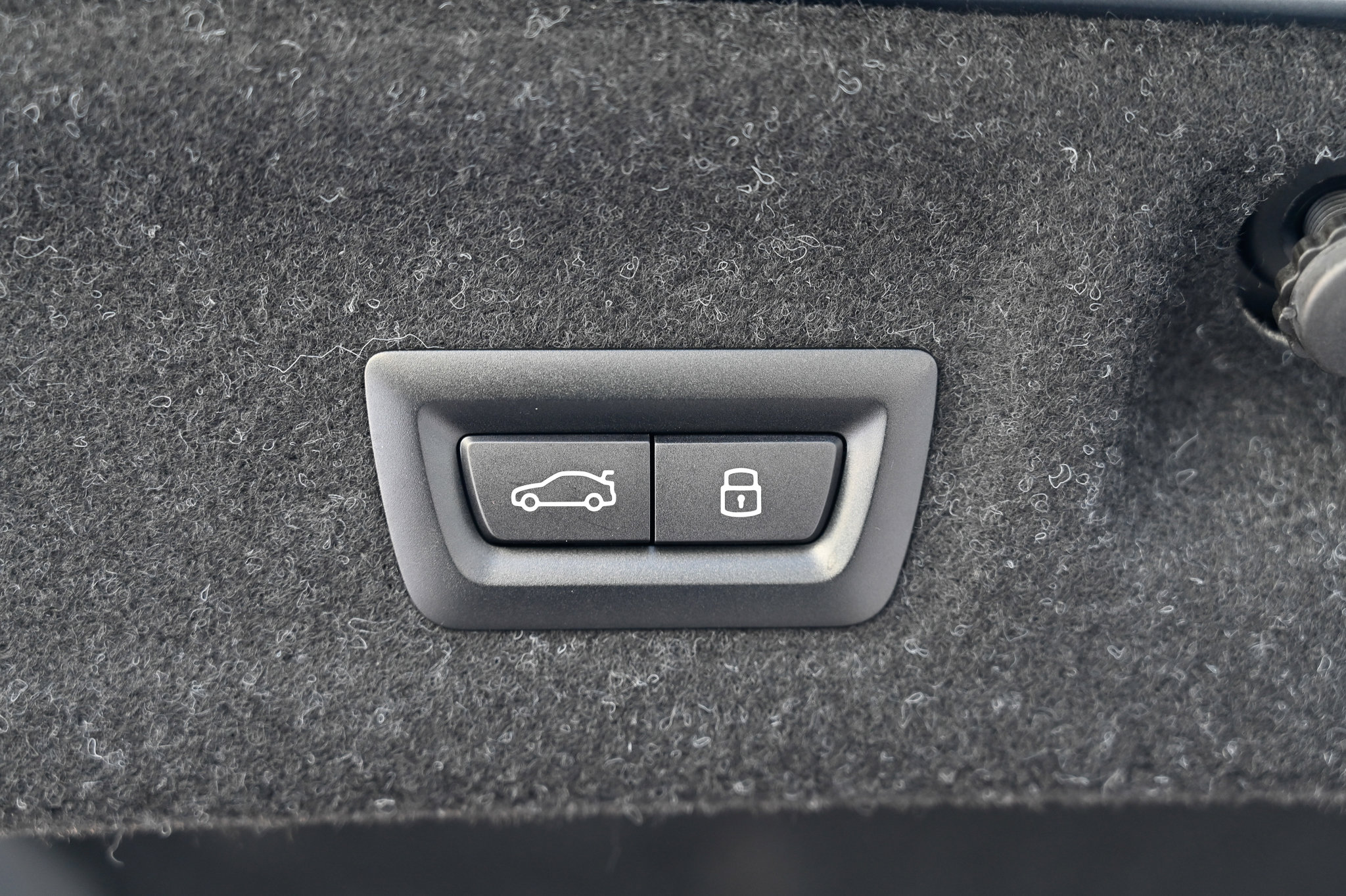 Used 2025 BMW M4 xDrive Competition w/ Carbon Package image 36