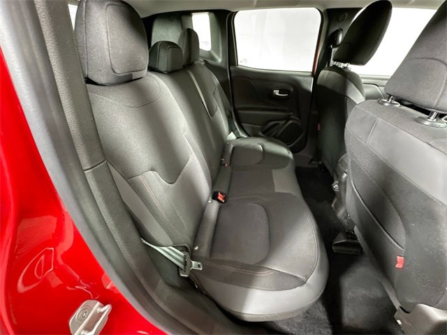 Used 2023 Jeep Renegade Trailhawk image 27