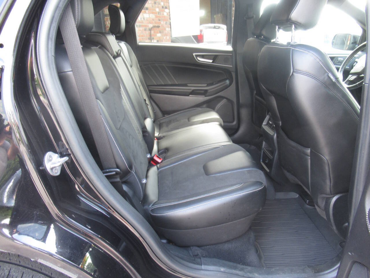 Used 2021 Ford Edge ST AWD/4WD image 9