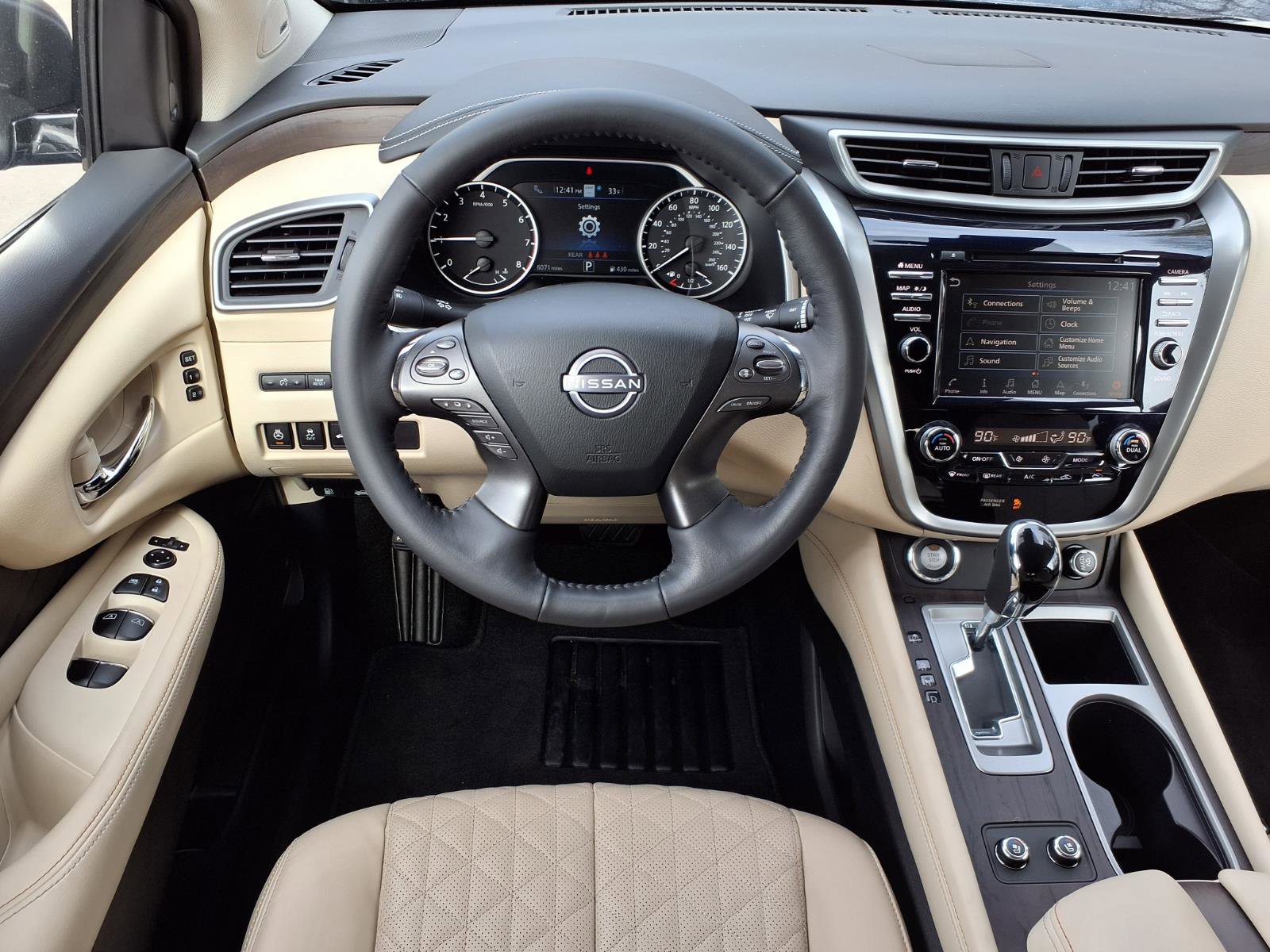 Certified 2024 Nissan Murano Platinum w/ Cargo Package image 13