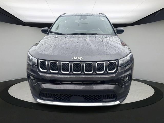 Used 2024 Jeep Compass Limited image 13