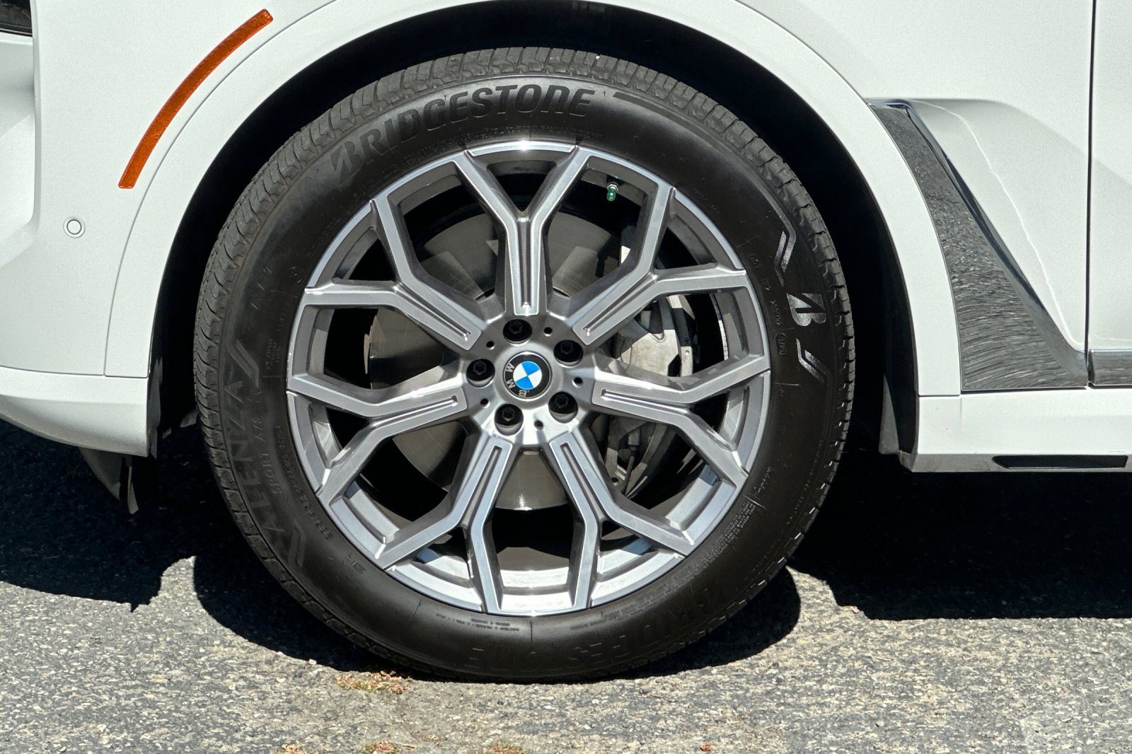 Used 2026 BMW X7 xDrive40i AWD/4WD image 38