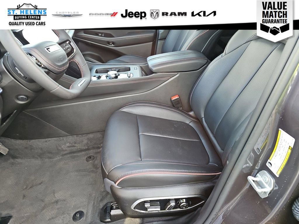 Used 2024 Jeep Wagoneer Limited AWD/4WD image 4