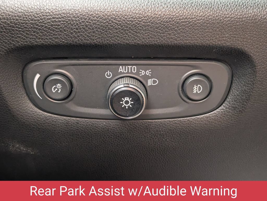 Certified 2020 Chevrolet Traverse LT FWD image 15