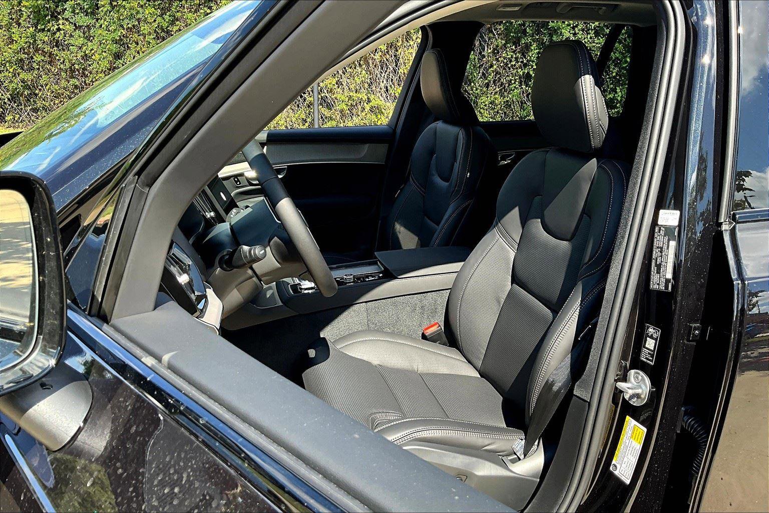 New 2026 Volvo XC90 B6 Ultra w/ Protection Package Premier image 27