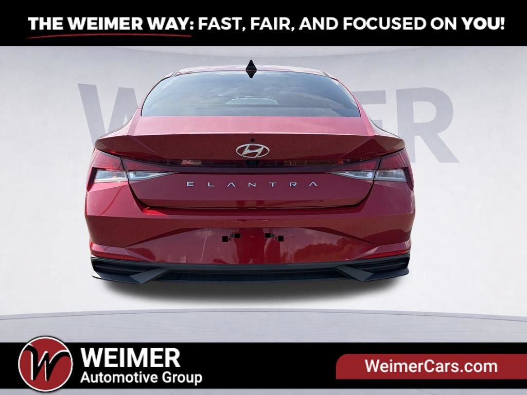 Certified 2023 Hyundai Elantra SEL FWD image 5