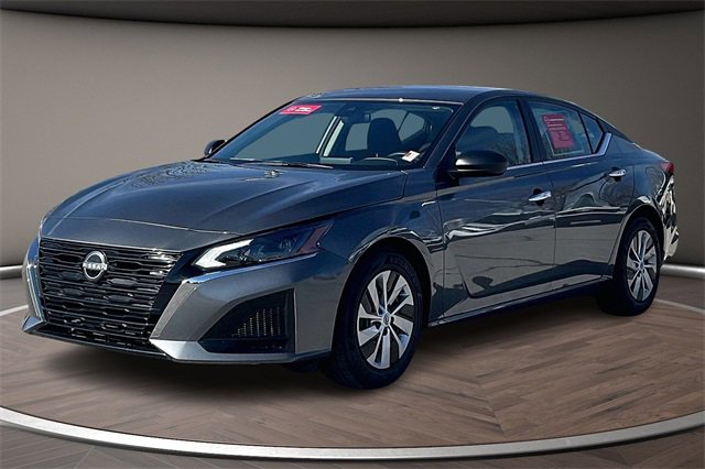 Certified 2025 Nissan Altima 2.5 S image 1