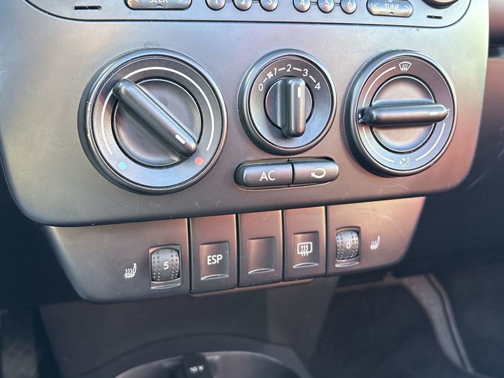 Used 2009 Volkswagen Beetle Blush image 16